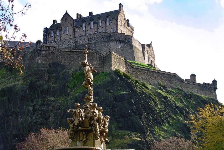 Chiêm ngưỡng lâu đài cổ Edinburgh